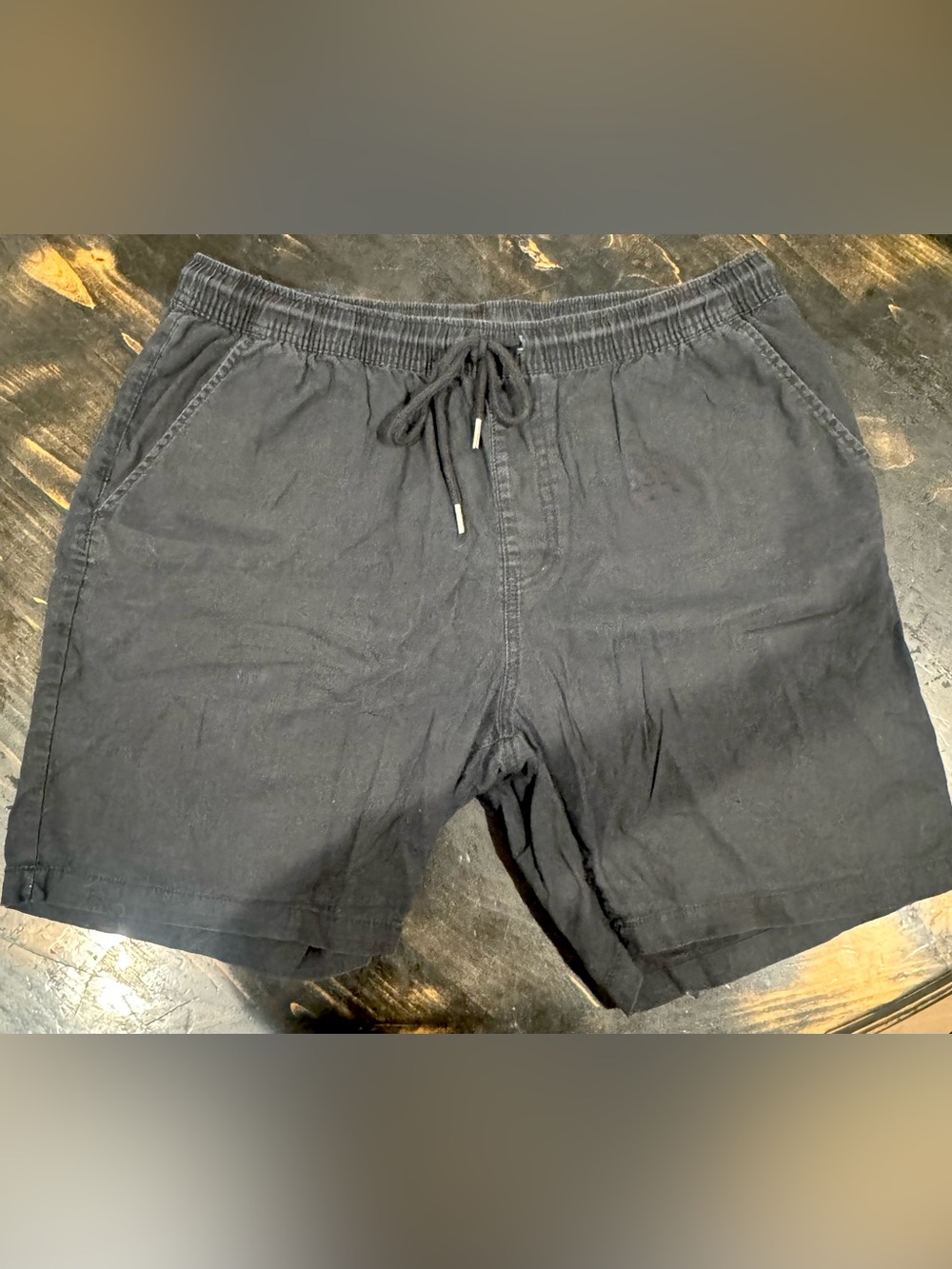 Forever 21 Men Black Elastic Waist Shorts